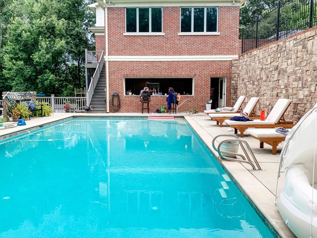 Chattanooga airbnb with pool
