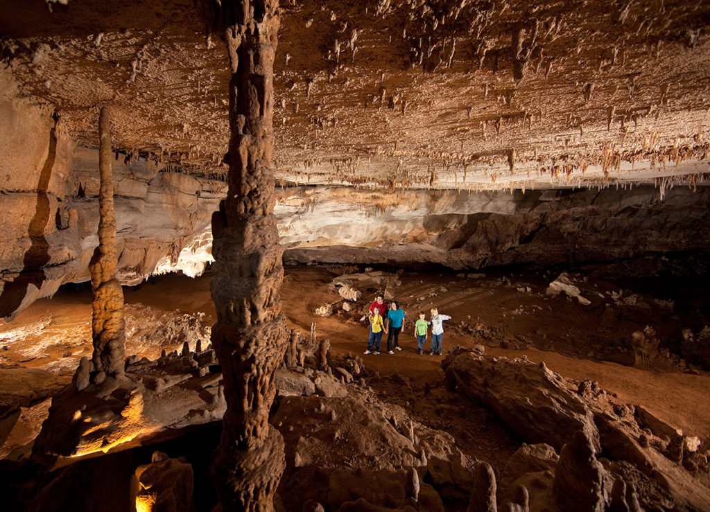 Cumberland Caverns Tennessee