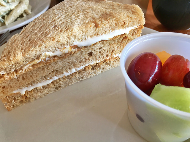 Breadwinner Cafe Sandy Springs Review